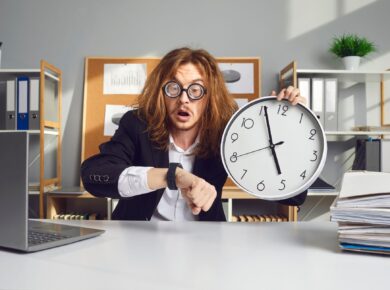 Jak radzić sobie ze stresem? Poznaj skuteczne metody redukcji napięcia, w tym techniki oddechowe, aktywność fizyczną i zdrowa dieta.